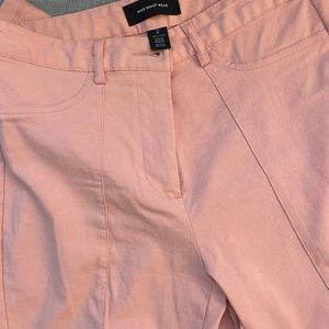 Light pink cropped skinny pants size 2.